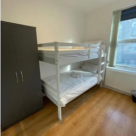 Ferienwohnung Flat 2 Battersea Park Road